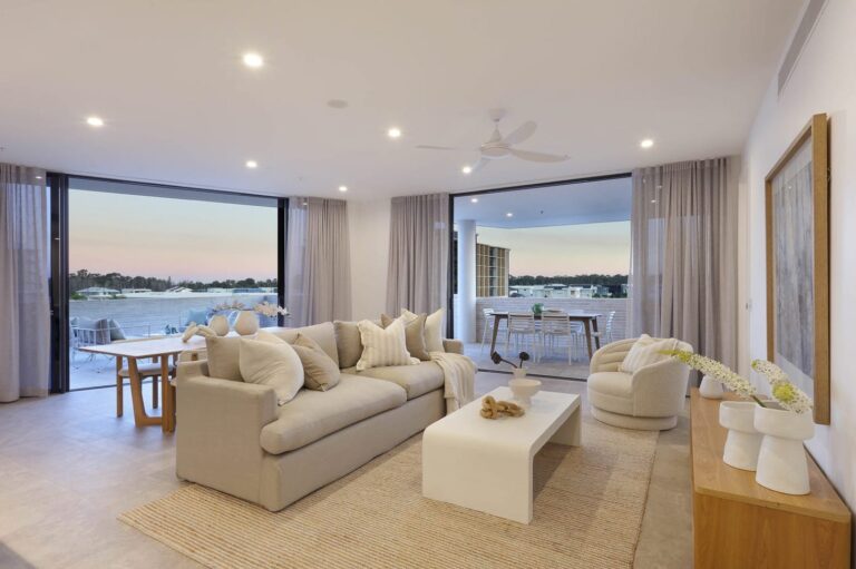 Spitfire Banks Drive Pelican Waters